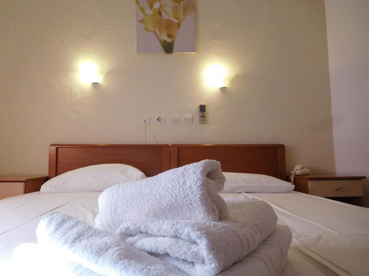 Efstratios Hotel Loutra Edipsou  Exterior photo